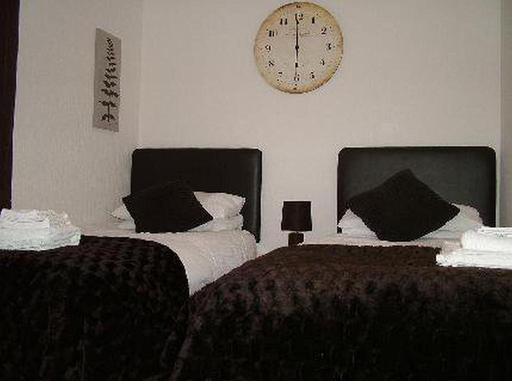 Carronbridge Guest House Kilsyth חדר תמונה