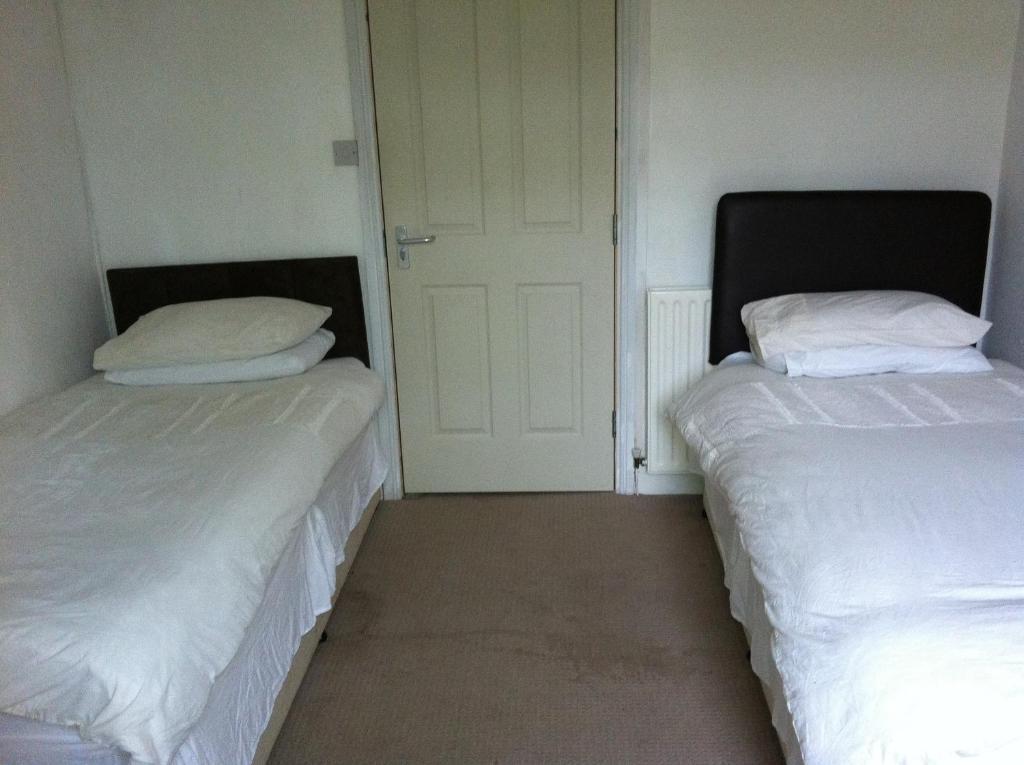 Carronbridge Guest House Kilsyth חדר תמונה
